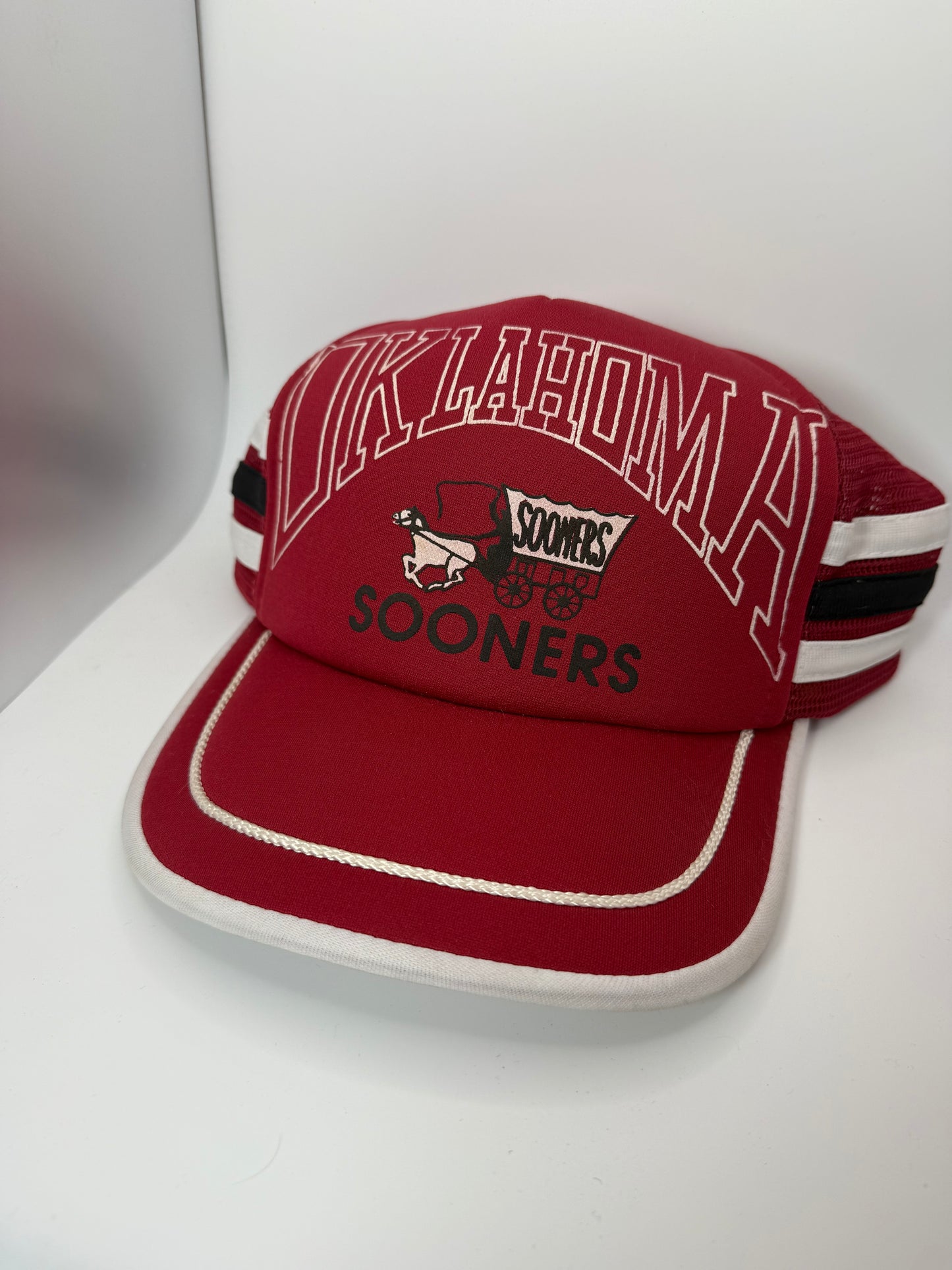 Vintage Oklahoma Sooners Mesh Snapback
