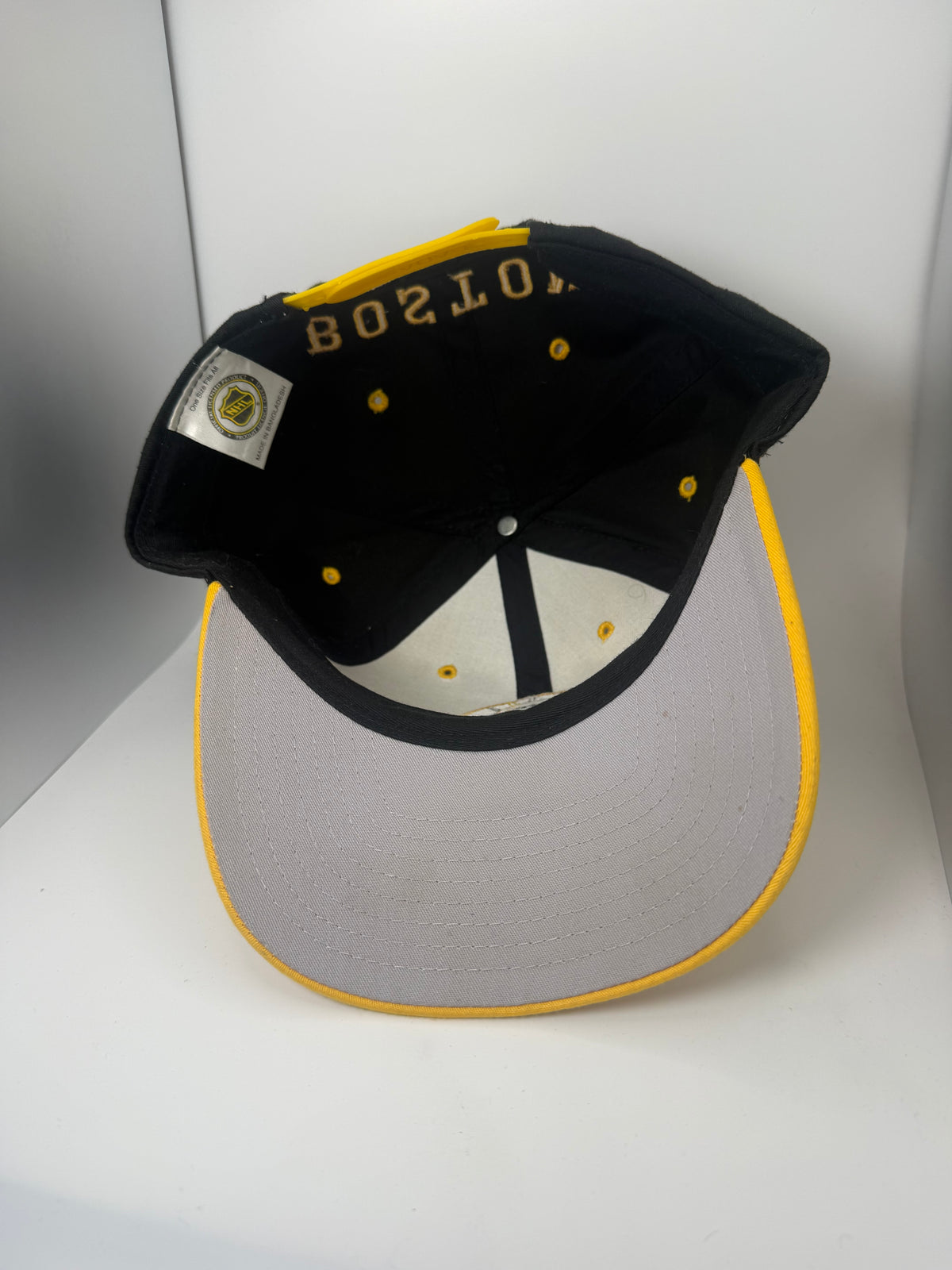 Vintage Boston Bruins Snapback