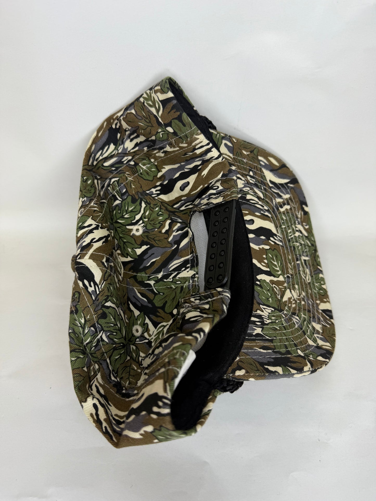 Vintage KRAQ 105.7 FM Camo Snapback