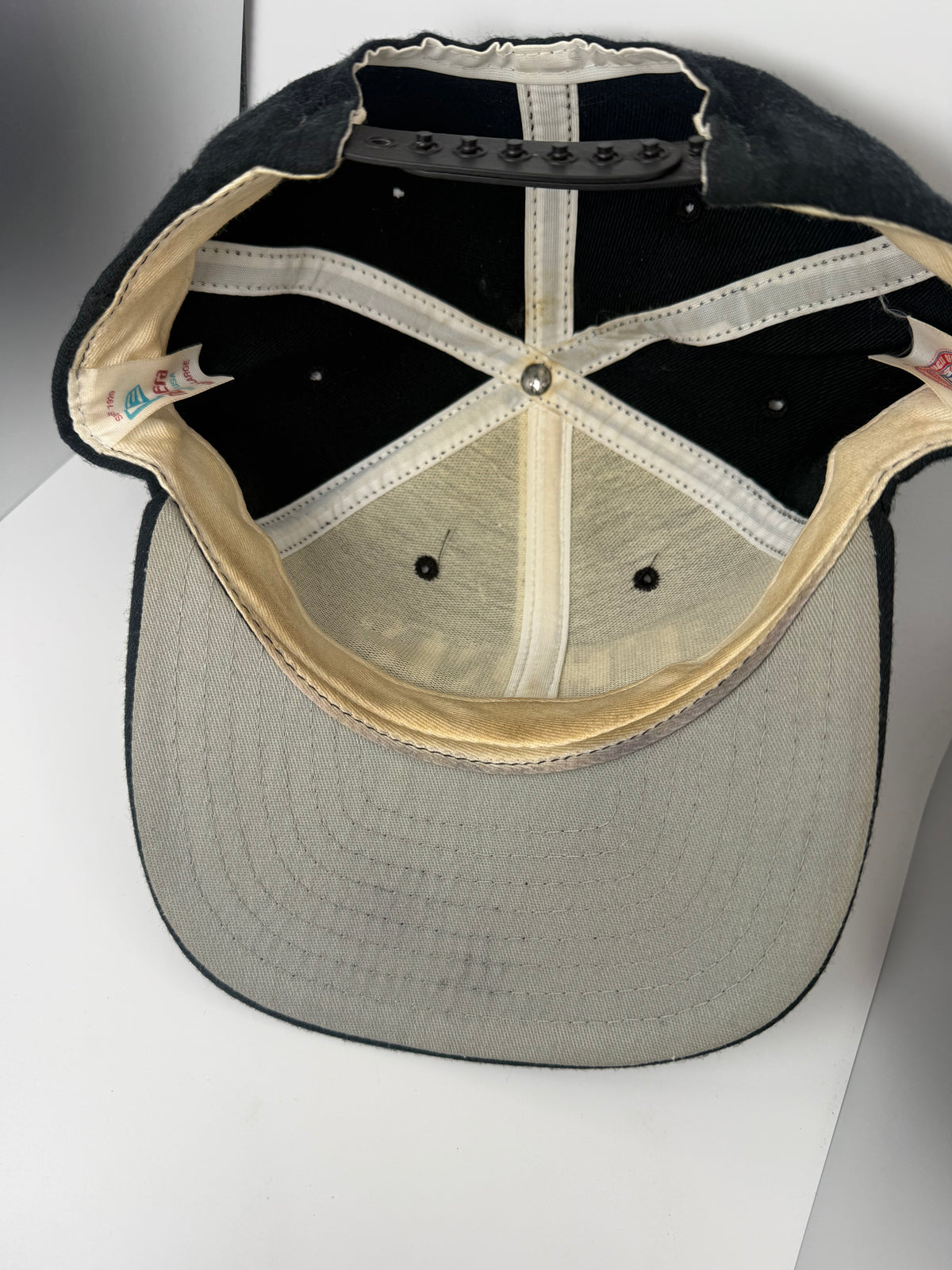 Vintage UConn Huskies Snapback