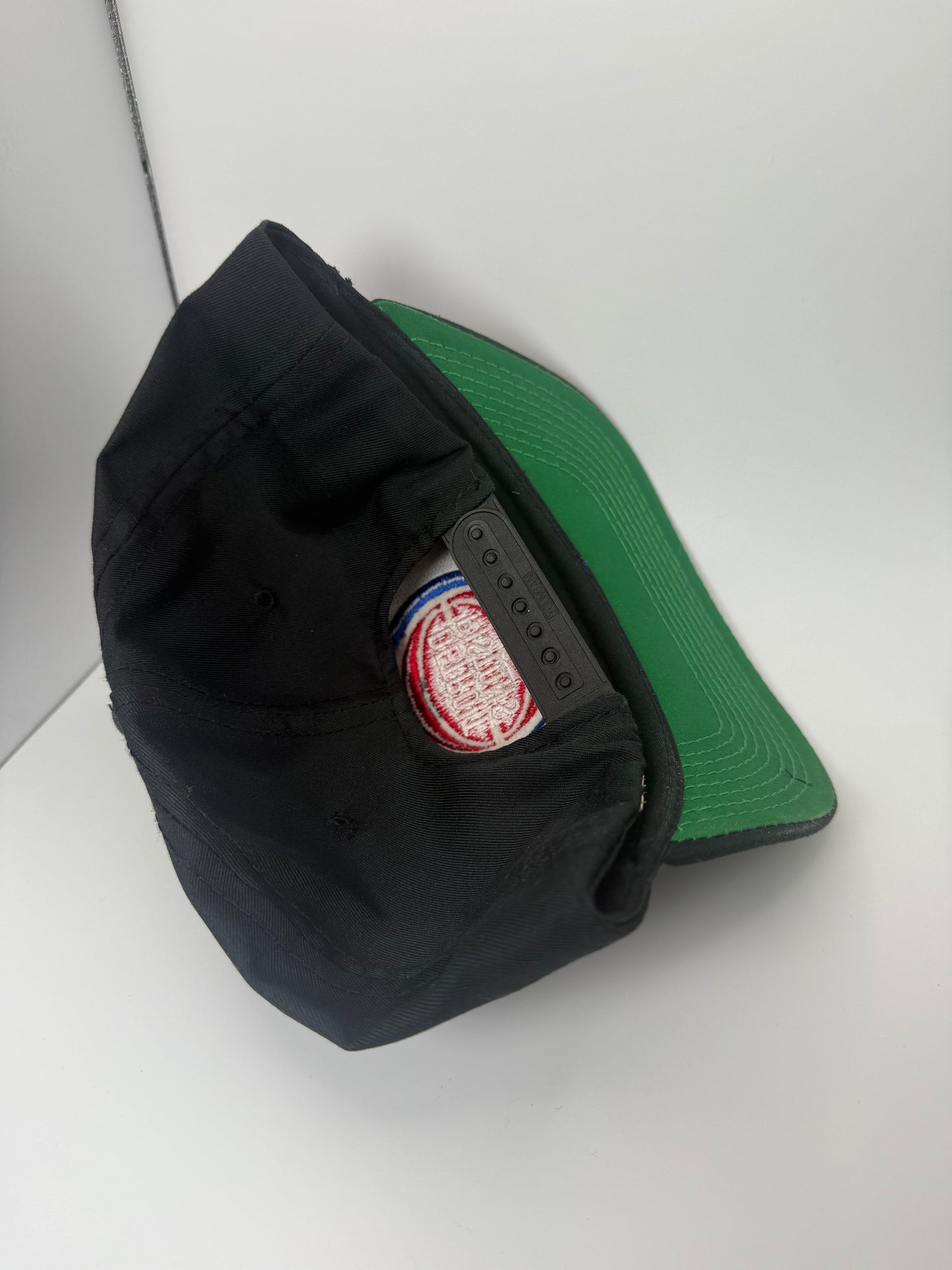 Vintage Detroit Pistons Snapback