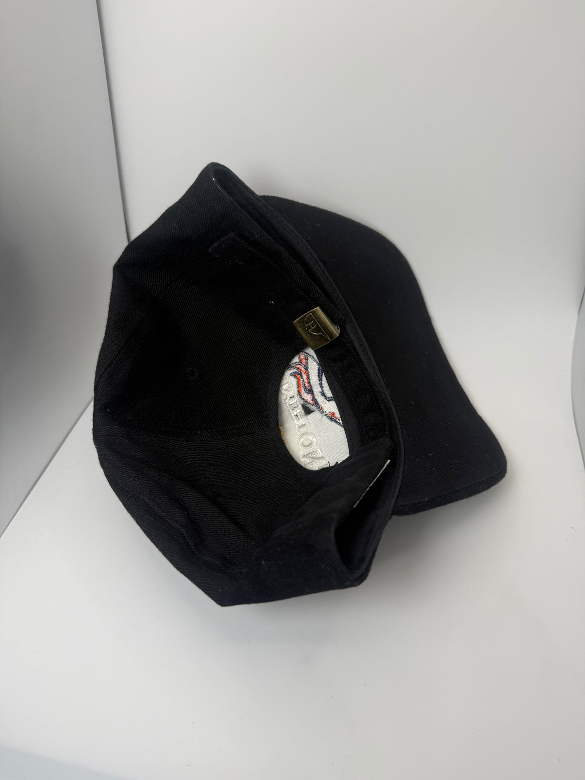 Vintage Denver Broncos Super Bowl XXXII Champions Snapback
