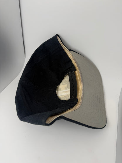 Vintage UConn Huskies Snapback