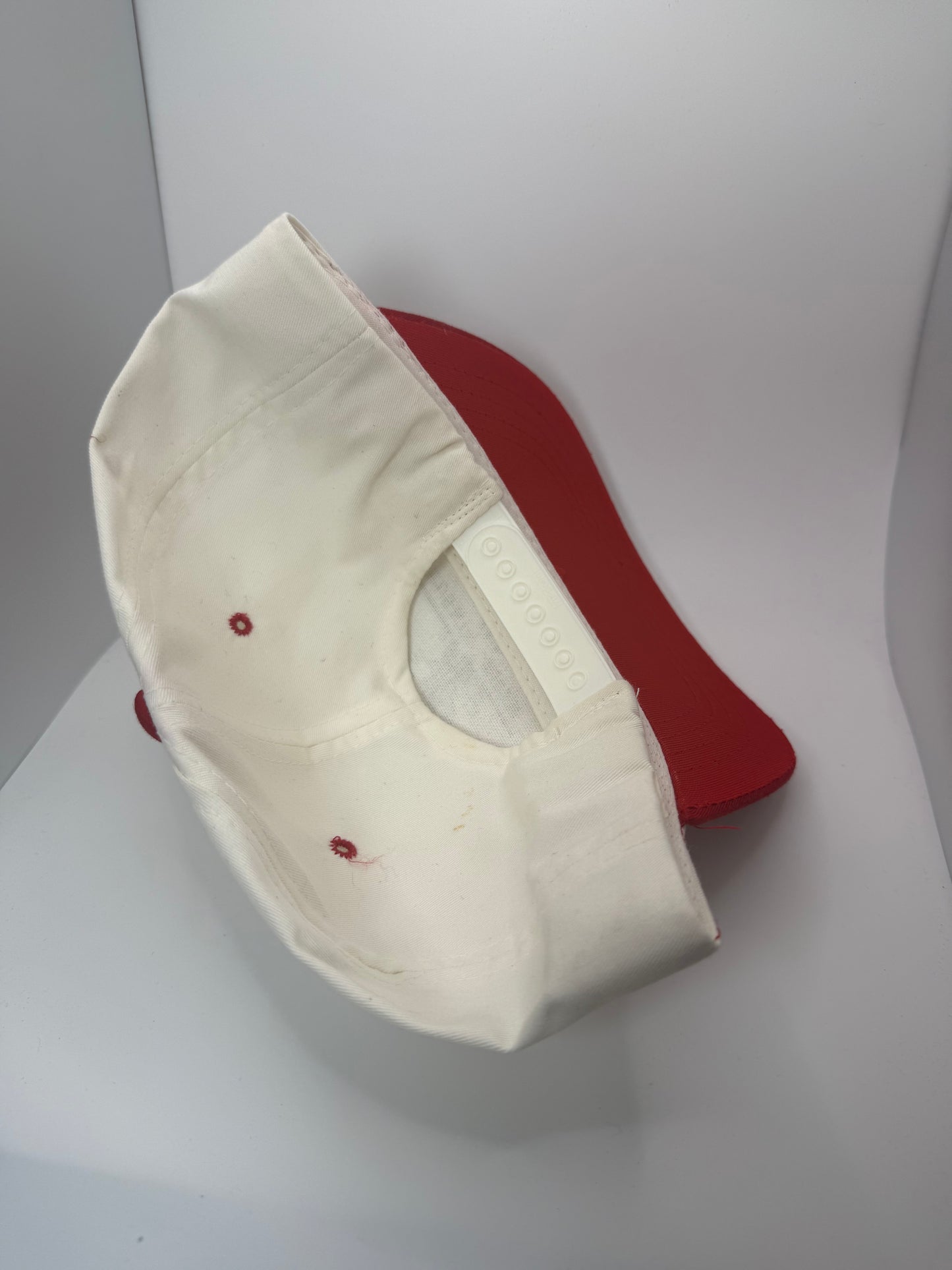 Vintage Buskin River Inn Snapback