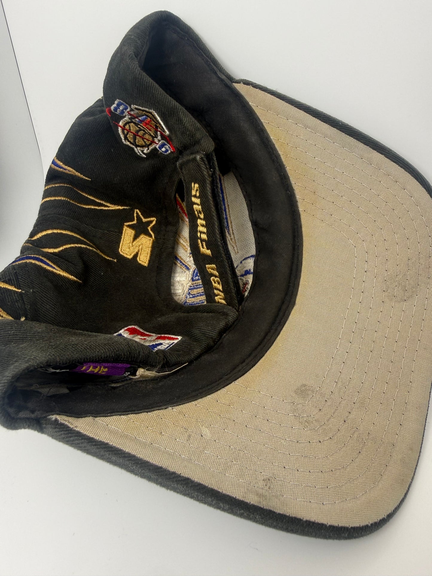Vintage Chicago Bulls 6x Champions Strapback