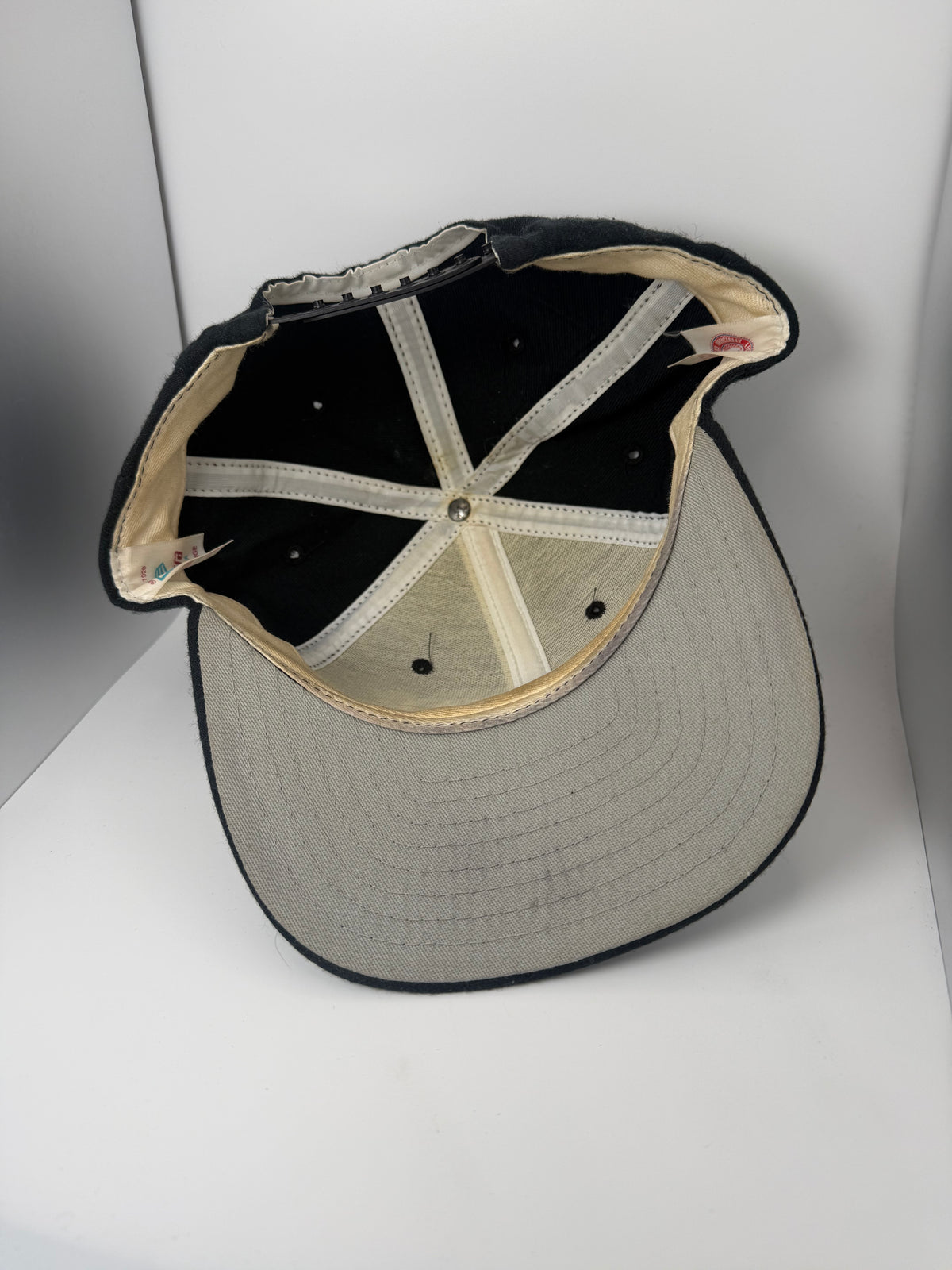 Vintage UConn Huskies Snapback