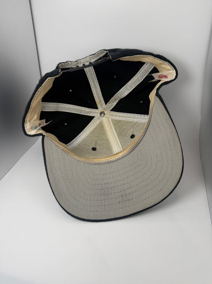 Vintage UConn Huskies Snapback