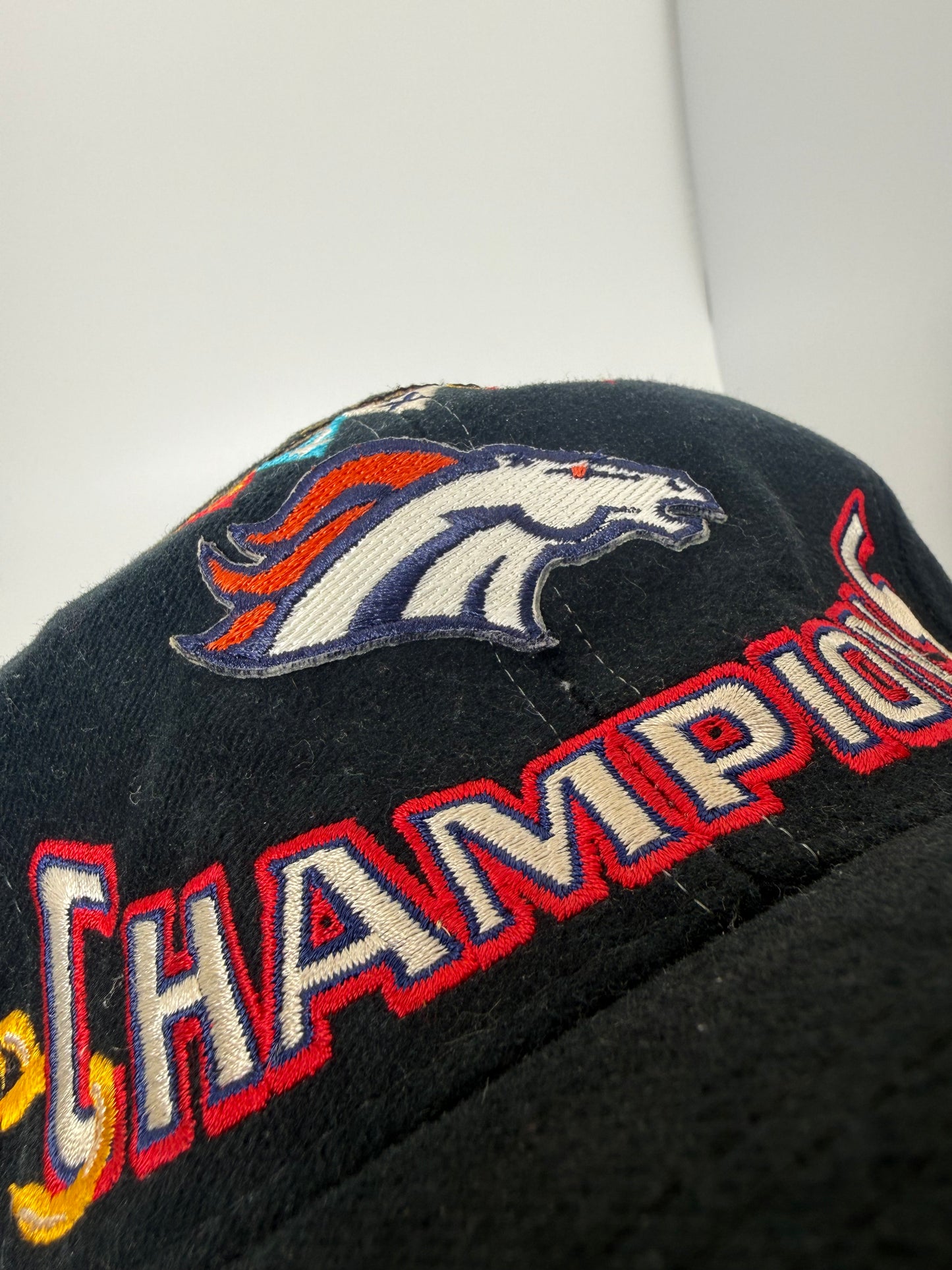 Vintage Denver Broncos Super Bowl Champions Snapback