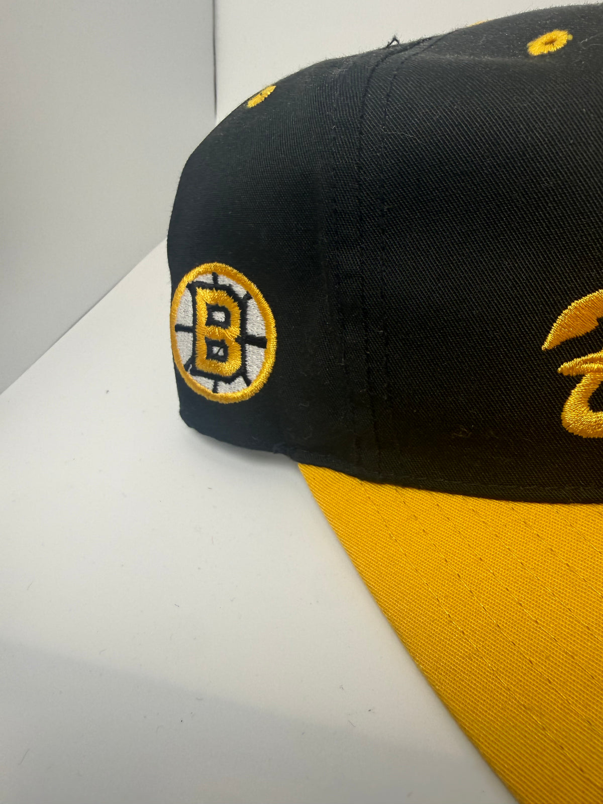 Vintage Boston Bruins Snapback
